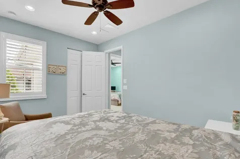 4137 Darlington Street Palm Beach Gardens FL 33418