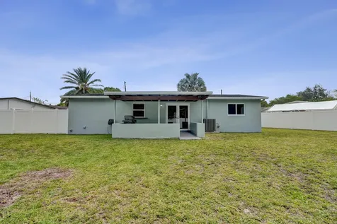 5289 SW 95th Avenue Cooper City FL 33328