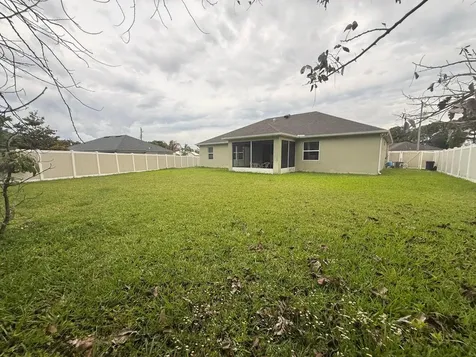 5111 NW Newark Lane Port St Lucie FL 34983