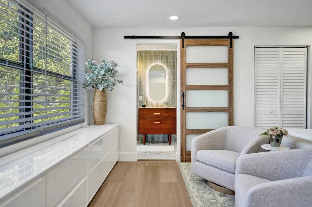 225 NE 10th Street Delray Beach FL 33444