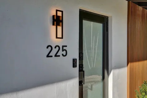 225 NE 10th Street Delray Beach FL 33444