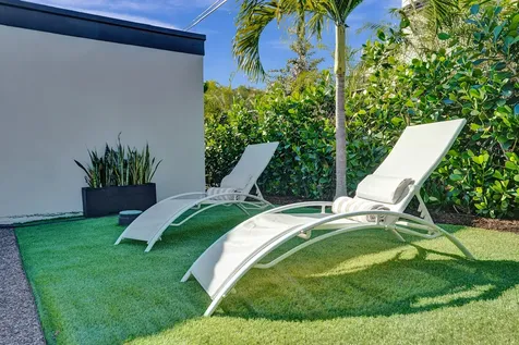 225 NE 10th Street Delray Beach FL 33444