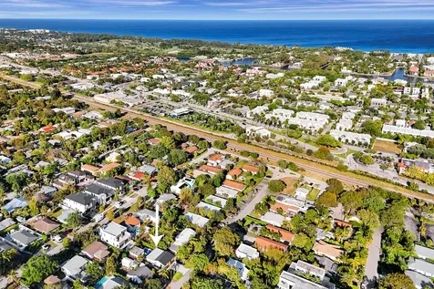 225 NE 10th Street Delray Beach FL 33444
