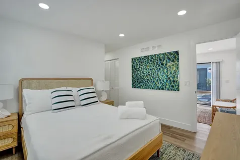 225 NE 10th Street Delray Beach FL 33444