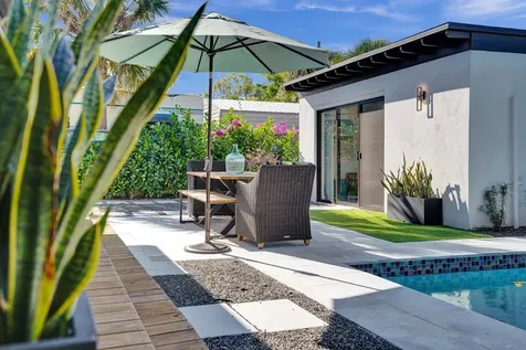 225 NE 10th Street Delray Beach FL 33444