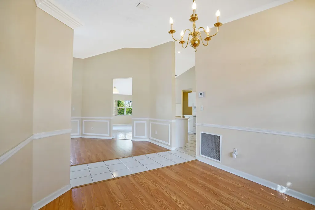 10567 Paso Fino Drive Wellington FL 33449