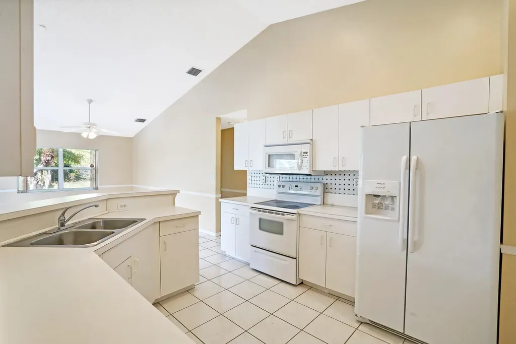 10567 Paso Fino Drive Wellington FL 33449