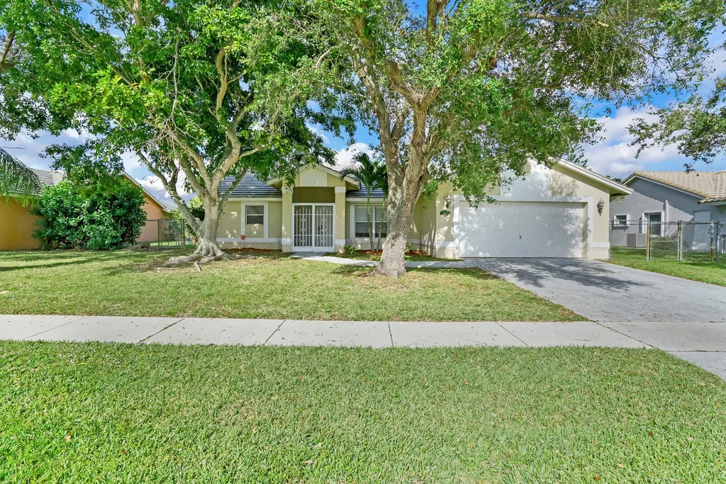 10567 Paso Fino Drive Wellington FL 33449