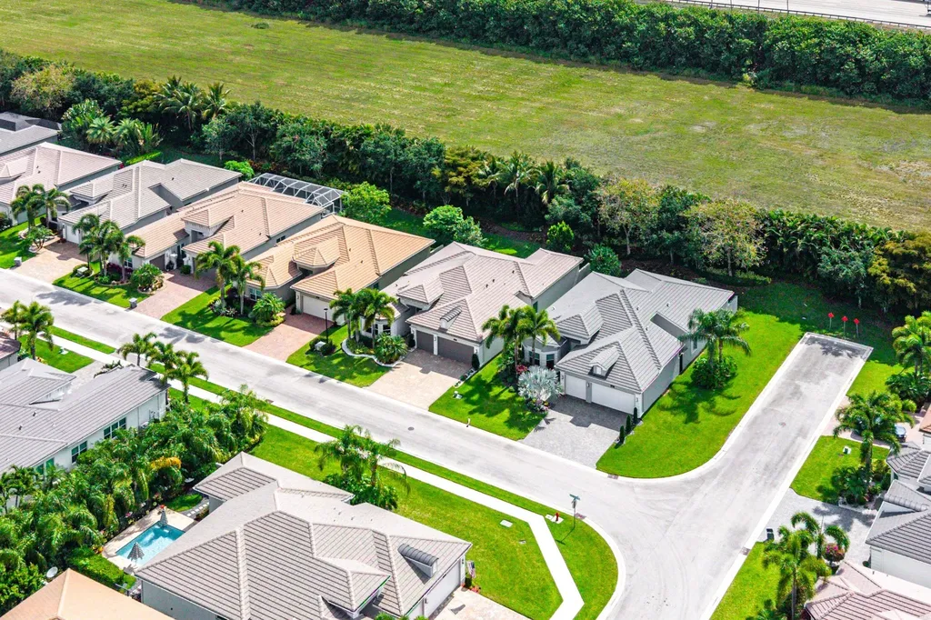 12874 Granite Mountain Pass Boynton Beach FL 33473