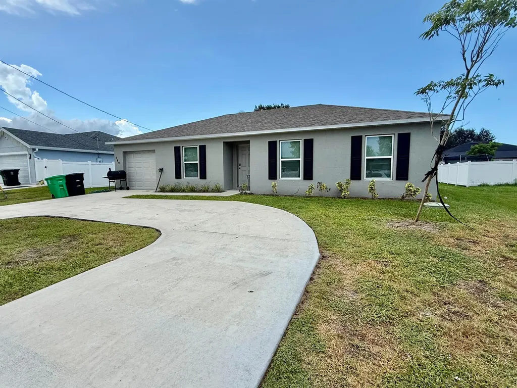 149 SW Becker Road Port St Lucie FL 34953