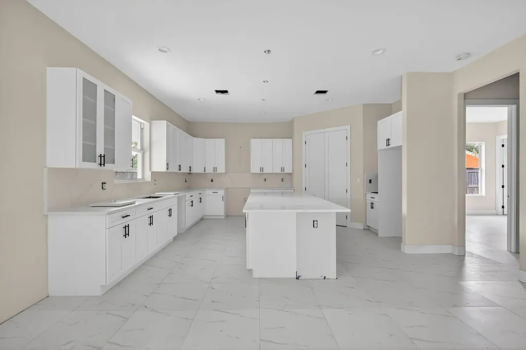 1974 SW Idaho Lane Port St Lucie FL 34953