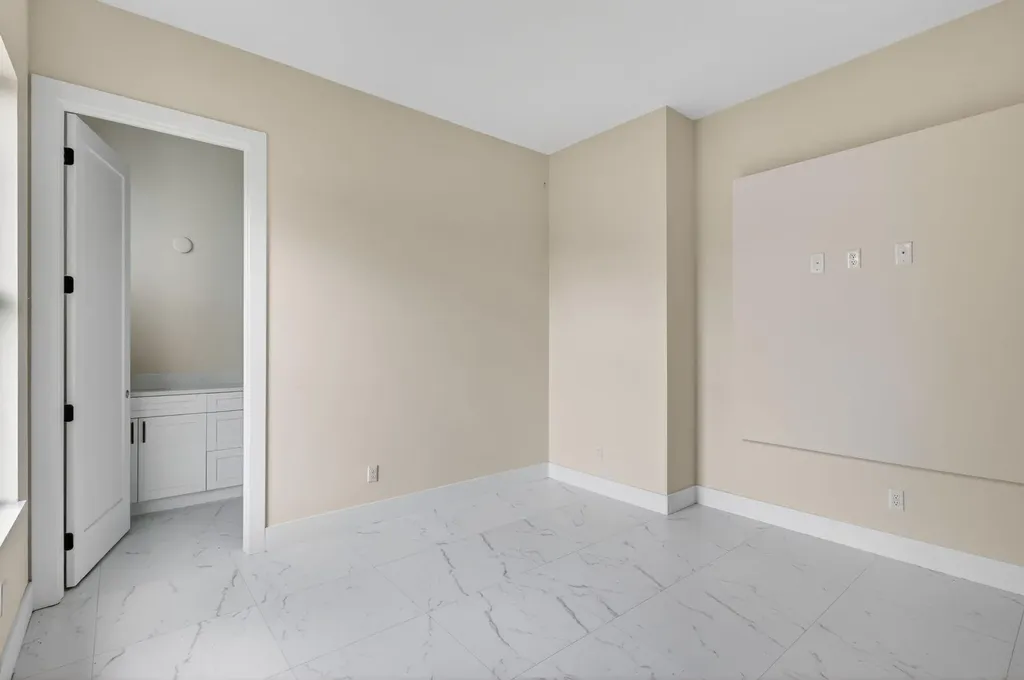 1974 SW Idaho Lane Port St Lucie FL 34953