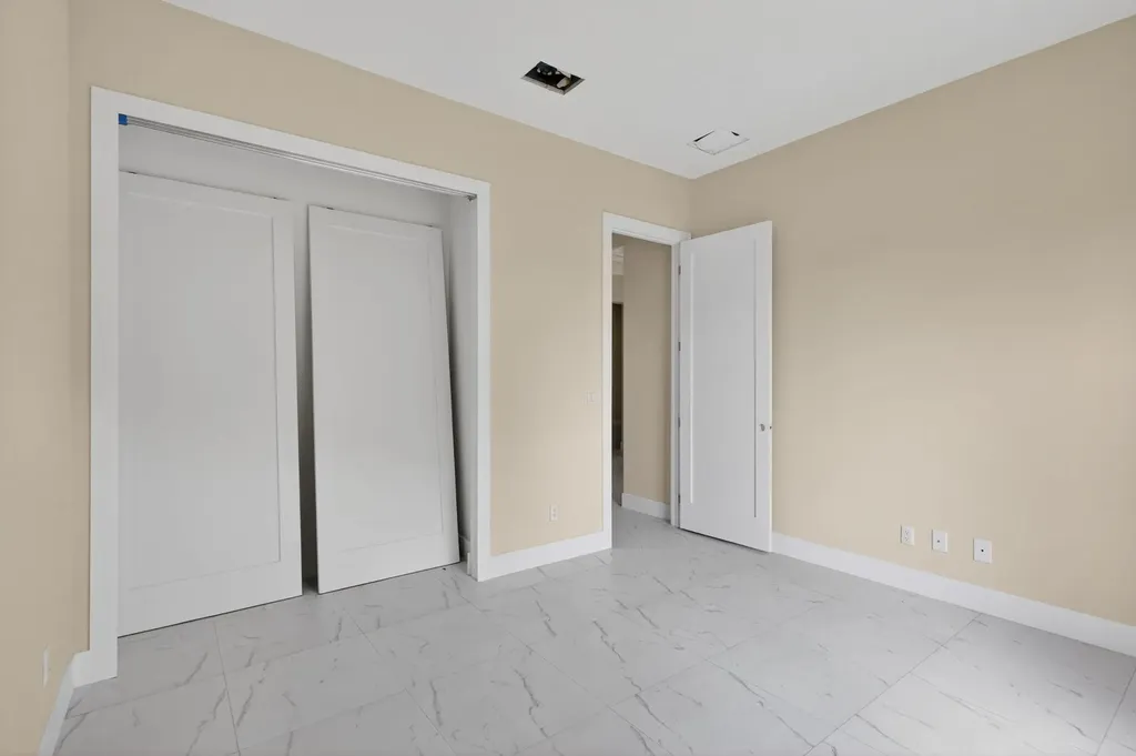 1974 SW Idaho Lane Port St Lucie FL 34953