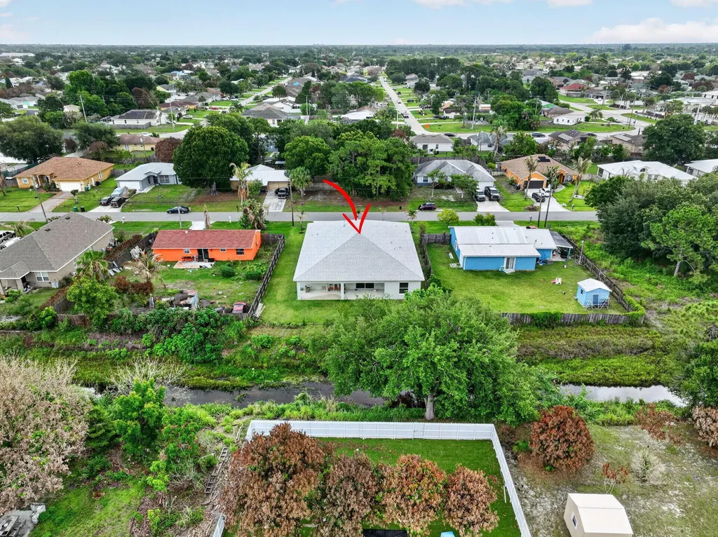 1974 SW Idaho Lane Port St Lucie FL 34953
