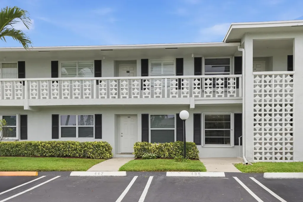 1011 Flame Vine Avenue Delray Beach FL 33445
