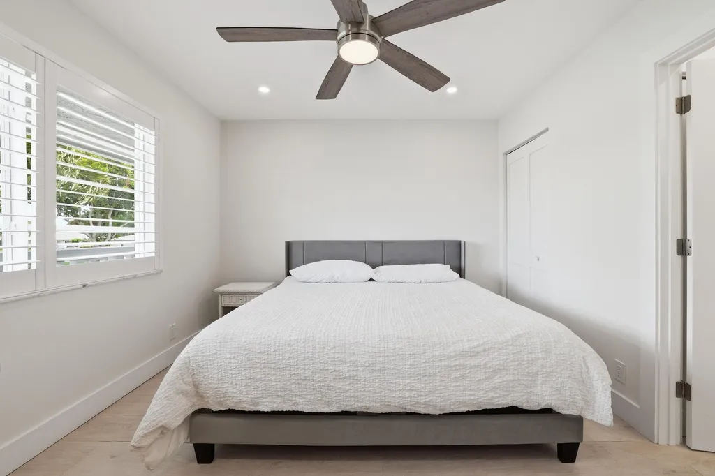 1011 Flame Vine Avenue Delray Beach FL 33445