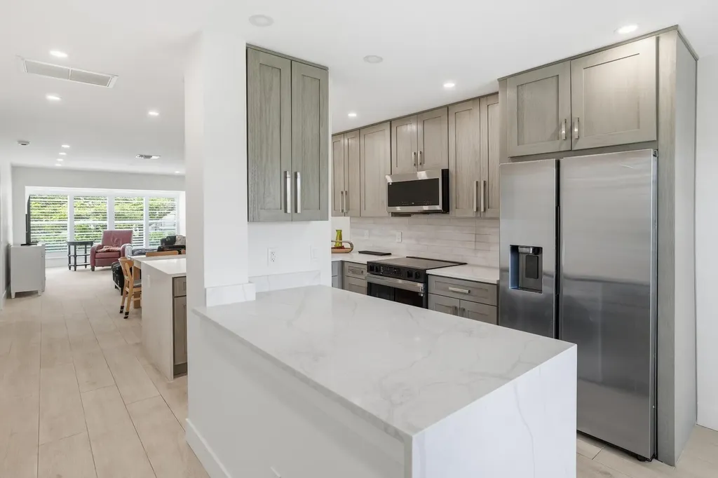 1011 Flame Vine Avenue Delray Beach FL 33445