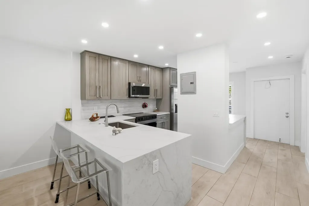 1011 Flame Vine Avenue Delray Beach FL 33445