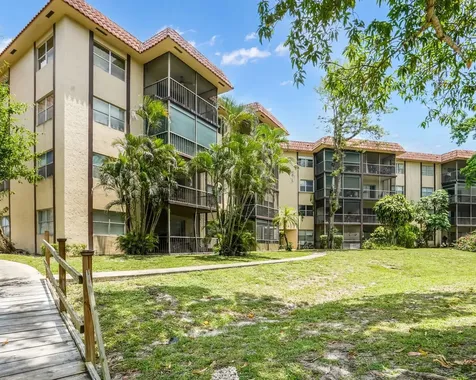 6201 N Falls Circle Drive Lauderhill FL 33319
