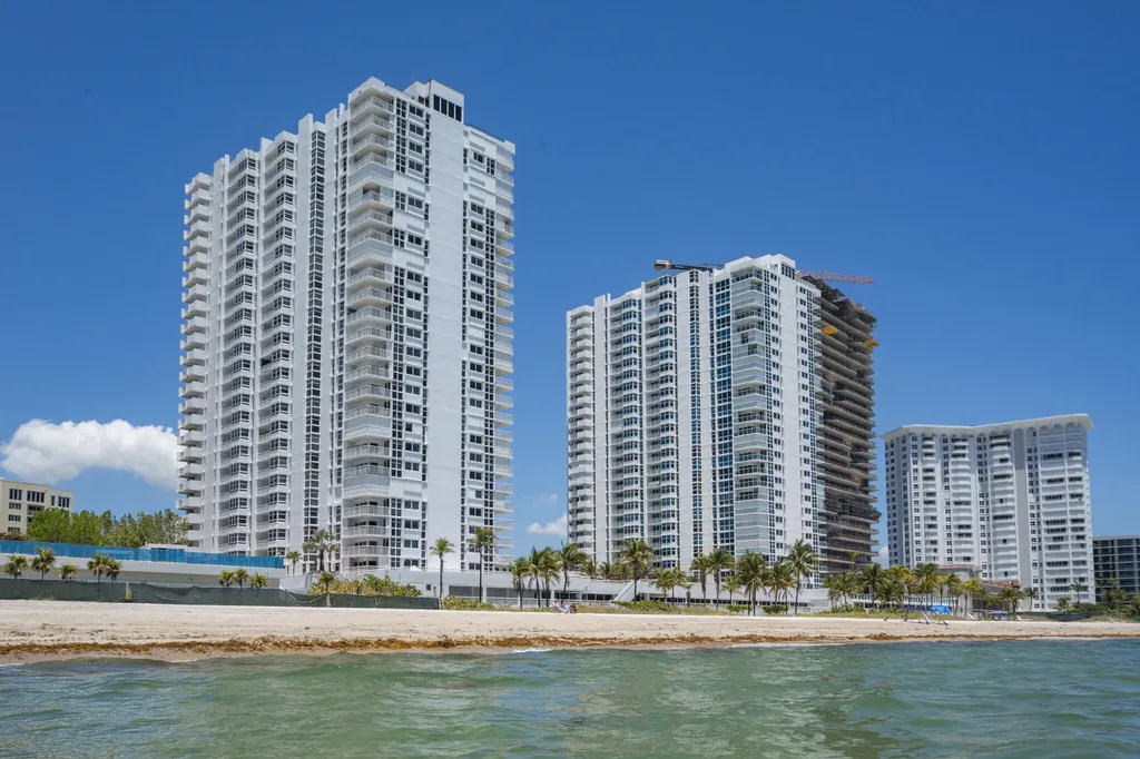 1370 S Ocean Boulevard Pompano Beach FL 33062
