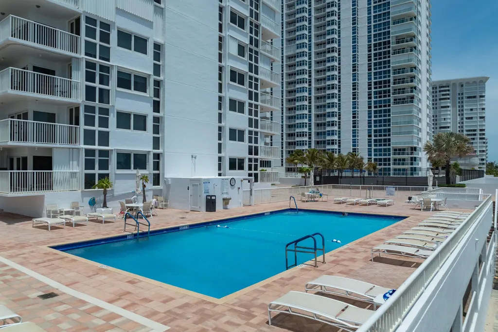 1370 S Ocean Boulevard Pompano Beach FL 33062