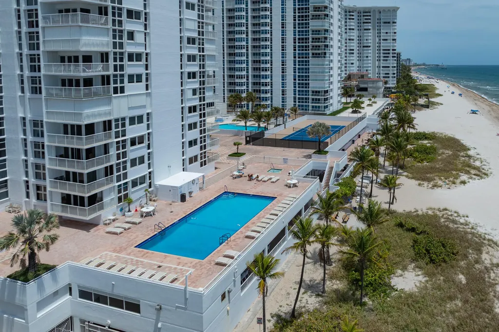 1370 S Ocean Boulevard Pompano Beach FL 33062