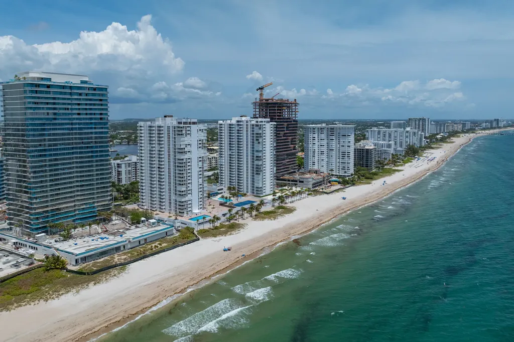 1370 S Ocean Boulevard Pompano Beach FL 33062