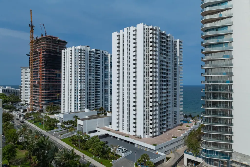 1370 S Ocean Boulevard Pompano Beach FL 33062