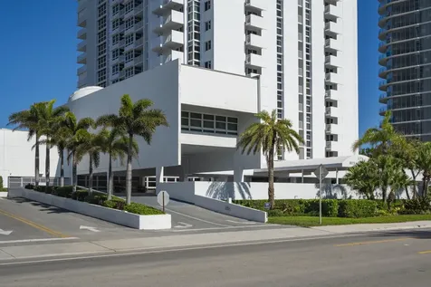 1370 S Ocean Boulevard Pompano Beach FL 33062