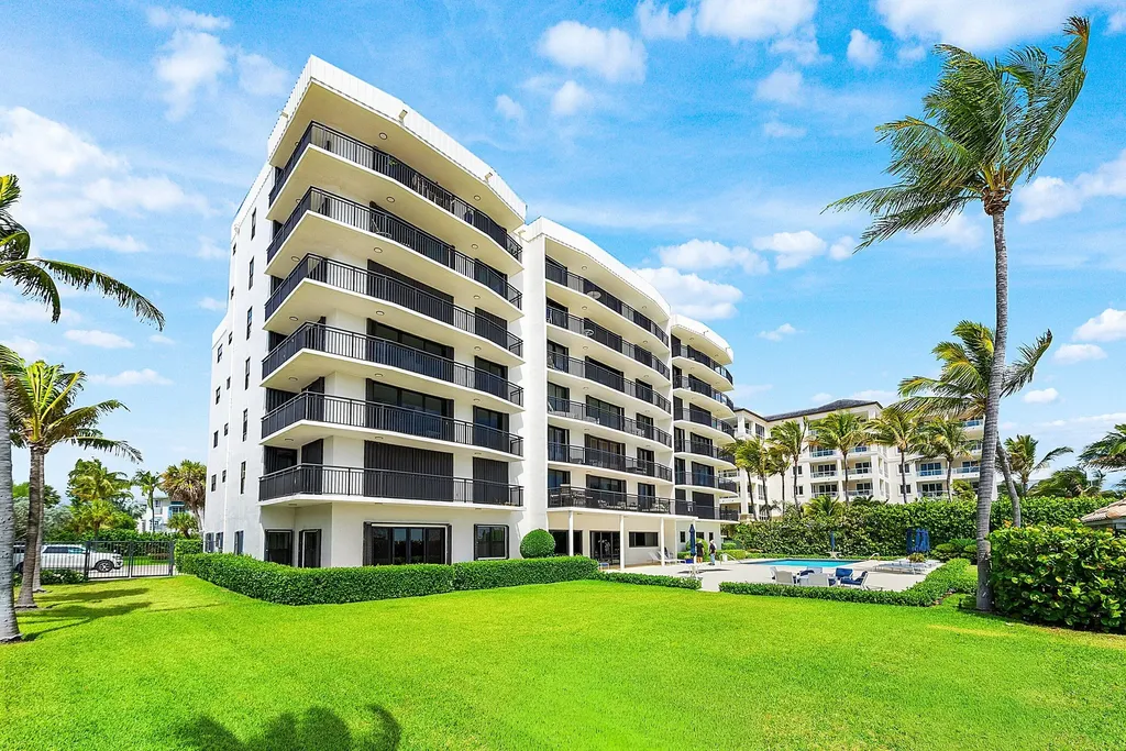 3951 N Ocean Boulevard Gulf Stream FL 33483
