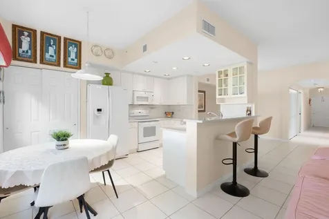 7735 Yardley Drive Tamarac FL 33321