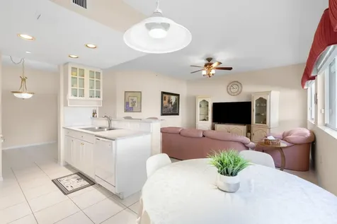 7735 Yardley Drive Tamarac FL 33321