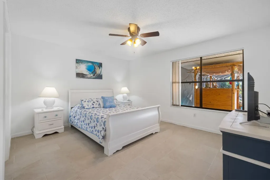 2542 SW Kensington Street Port St Lucie FL 34953