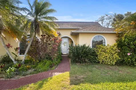 2542 SW Kensington Street Port St Lucie FL 34953