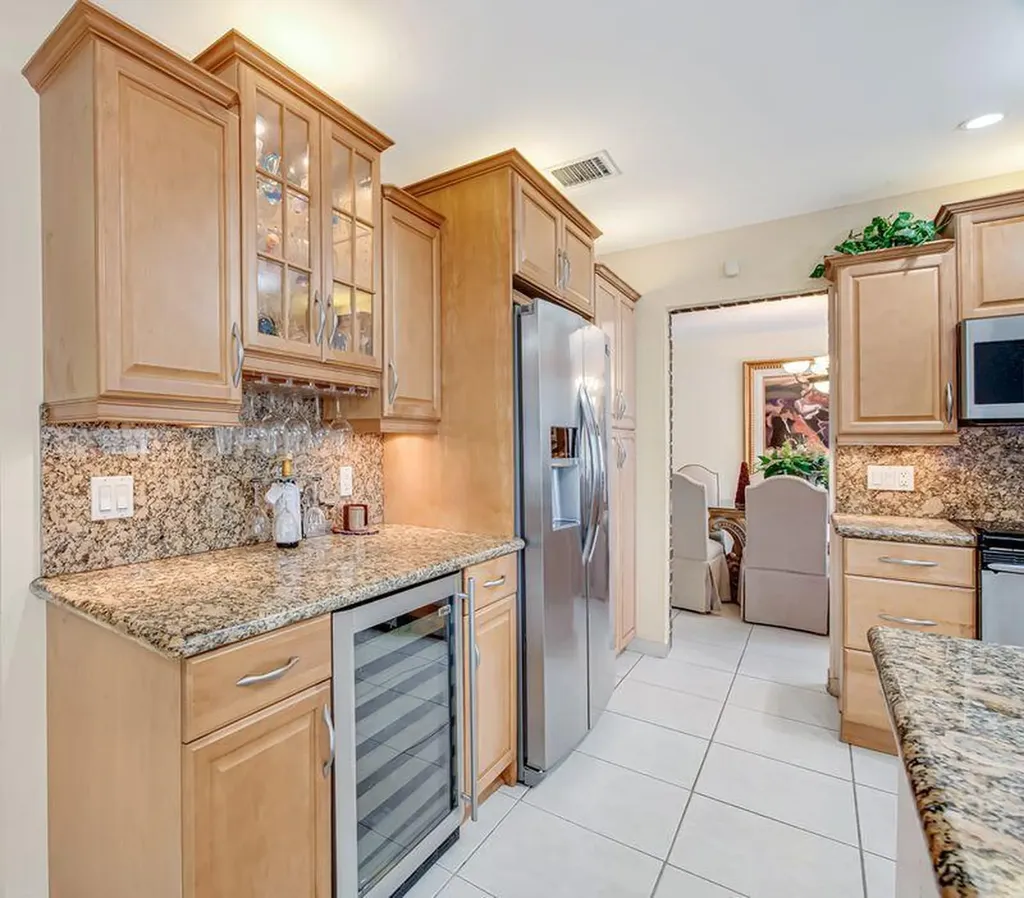 4957 SW 94th Terrace Cooper City FL 33328