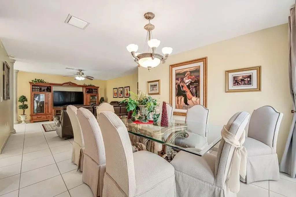 4957 SW 94th Terrace Cooper City FL 33328