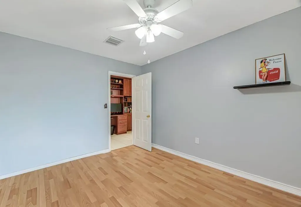 4957 SW 94th Terrace Cooper City FL 33328