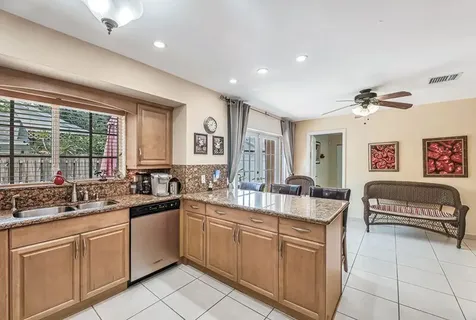 4957 SW 94th Terrace Cooper City FL 33328