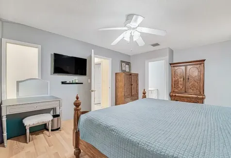 4957 SW 94th Terrace Cooper City FL 33328