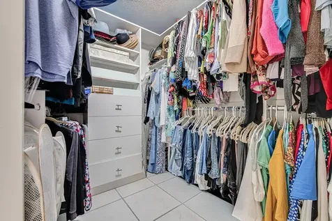 4957 SW 94th Terrace Cooper City FL 33328