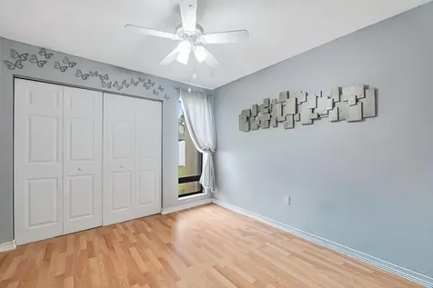 4957 SW 94th Terrace Cooper City FL 33328