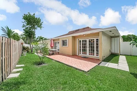 4957 SW 94th Terrace Cooper City FL 33328