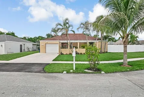 4957 SW 94th Terrace Cooper City FL 33328