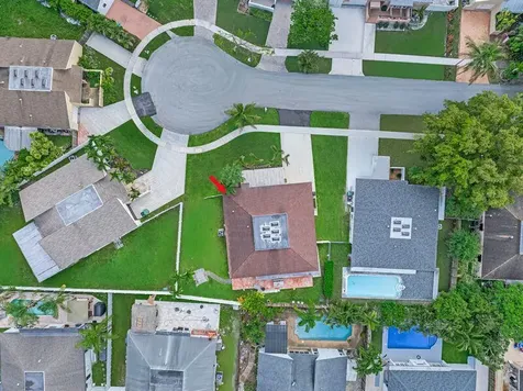 4957 SW 94th Terrace Cooper City FL 33328