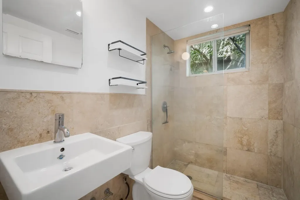 741 6th Street Miami Beach FL 33139