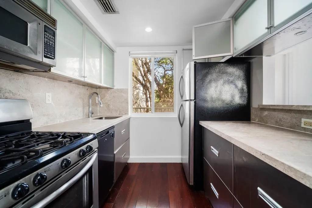 741 6th Street Miami Beach FL 33139