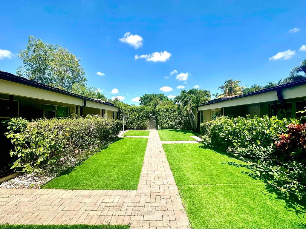 626 NE 17th Way Fort Lauderdale FL 33304