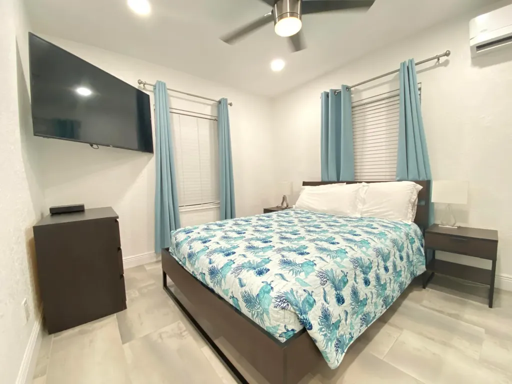 626 NE 17th Way Fort Lauderdale FL 33304