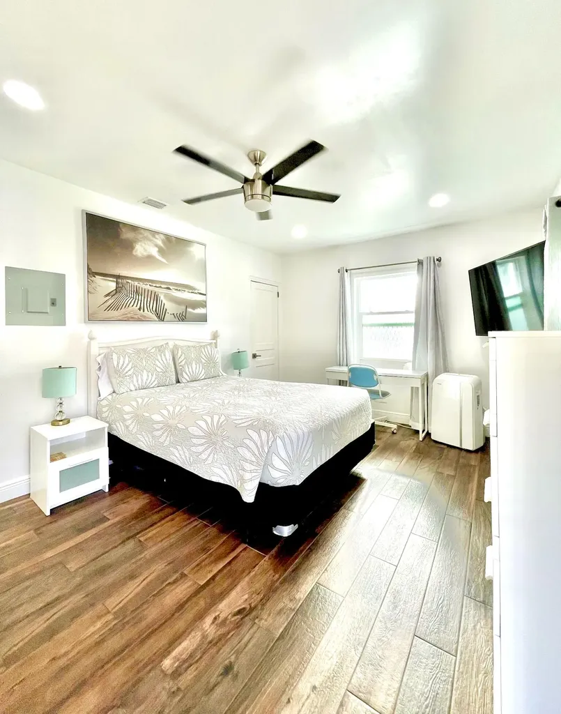 626 NE 17th Way Fort Lauderdale FL 33304