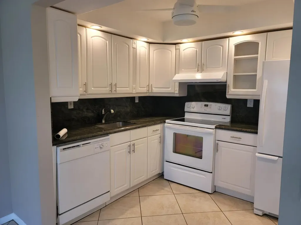 210 Normandy Lane Delray Beach FL 33484